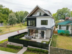 2307 E 3rd Avenue, Vancouver, BC