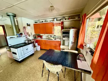 Breakfast Nook Photo of 15133 Cowell Road, Pender Harbour, BC