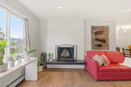 301 1381 Martin Street, White Rock, BC, White Rock — Apartment/Condo for sale