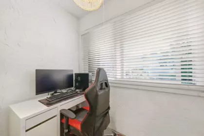 Office / Den Photo of 301 1381 Martin Street, White Rock, BC