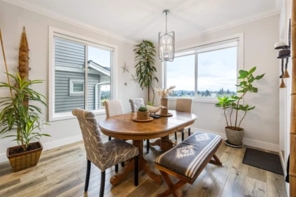 Kitchen Island Photo of 15 31548 Upper Maclure Road, Abbotsford, BC