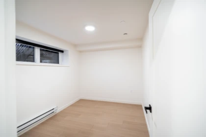 Hallway Photo of 7960 Inverness Street, Vancouver, BC