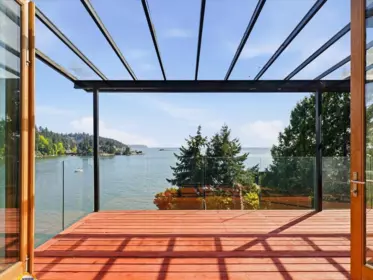 Breakfast Nook Photo of 5812 Eagle Island, West Vancouver, BC