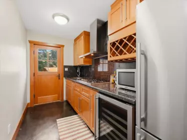 Powder Room Photo of 5812 Eagle Island, West Vancouver, BC