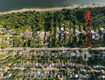 Primary Bedroom Photo of 13706 Marine Drive, White Rock, BC