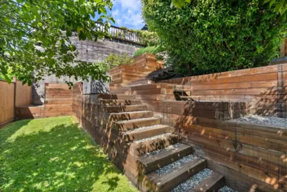 Outdoor Kitchen Photo of 33580 5th Avenue, Mission, BC