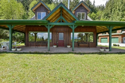 1685 Storvold Road, Gibsons, BC, Gibsons — Single Family Residence for sale