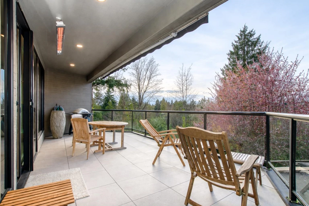 Living Room Photo of 2236 Yewbrook Place, Vancouver, BC