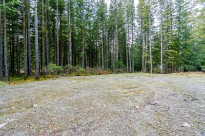 Front Yard Photo of 12845 Sylvester Road, Mission, BC