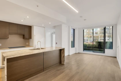 102 1688 Pullman Porter Street, Vancouver, BC, Vancouver — Townhouse for sale
