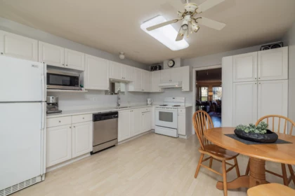 Breakfast Nook Photo of 1038 Walls Avenue, Coquitlam, BC