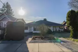 1038 Walls Avenue, Coquitlam, BC