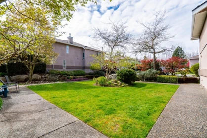 Front Yard Photo of 134 15550 26 Avenue, Surrey, BC
