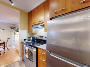 Basement Recreation Room Photo of 103 735 W 15 Avenue, Vancouver, BC