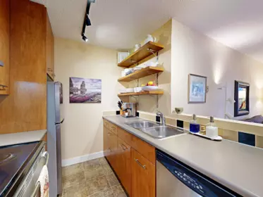 Office / Den Photo of 103 735 W 15 Avenue, Vancouver, BC