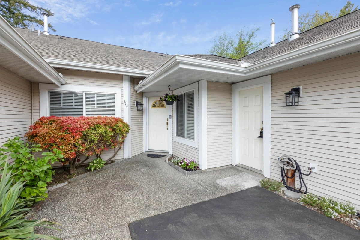 Exterior Rear Photo of 328 20655 88 Avenue, Langley, BC