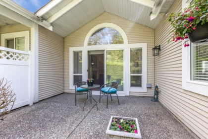 Backyard Photo of 328 20655 88 Avenue, Langley, BC