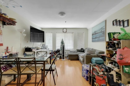 Hallway Photo of 1457 E 18th Avenue, Vancouver, BC