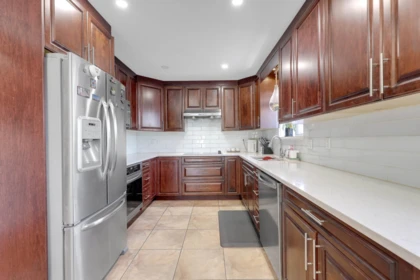 Kitchen Island Photo of 1457 E 18th Avenue, Vancouver, BC