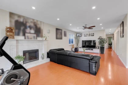 Kitchen Photo of 1457 E 18th Avenue, Vancouver, BC