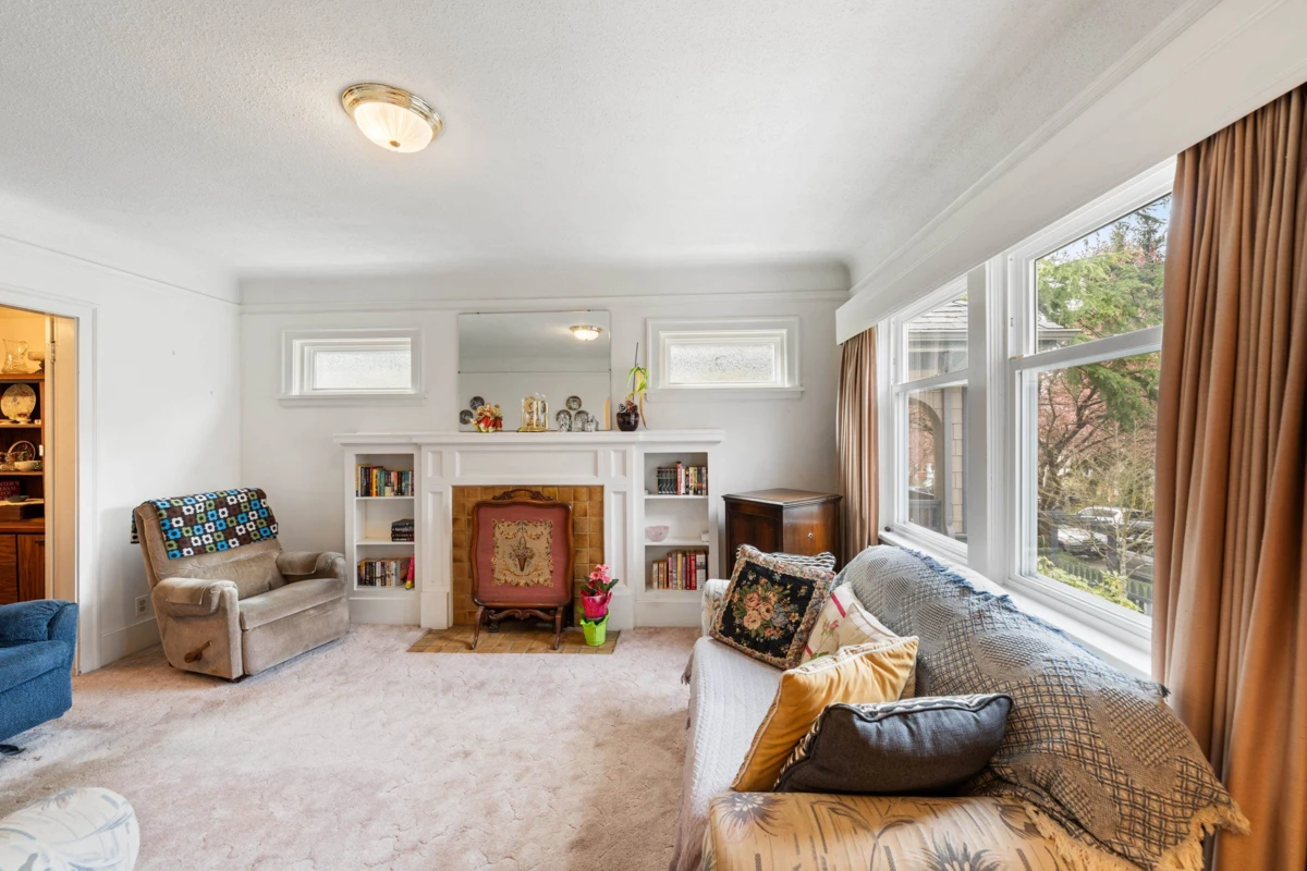 Family Room Photo of 2578 Oxford Street, Vancouver, BC
