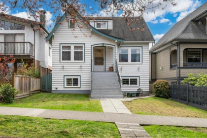 Garden / Landscaping Photo of 2578 Oxford Street, Vancouver, BC