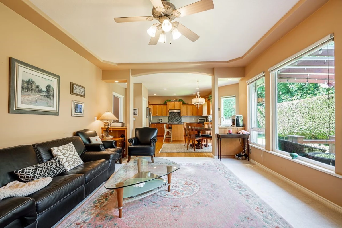 Dining Area Photo of 21235 43a Avenue, Langley, BC