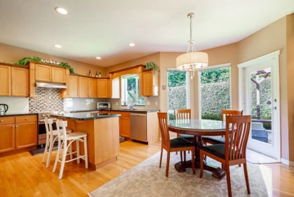 Kitchen Island Photo of 21235 43a Avenue, Langley, BC
