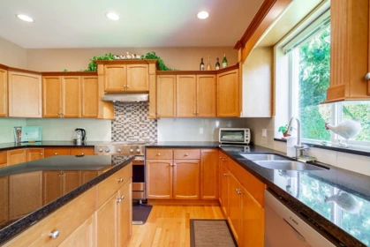 Primary Bedroom Photo of 21235 43a Avenue, Langley, BC