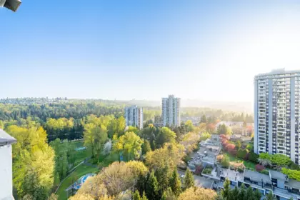 2101 9521 Cardston Court, Burnaby, BC, Burnaby — Apartment/Condo for sale