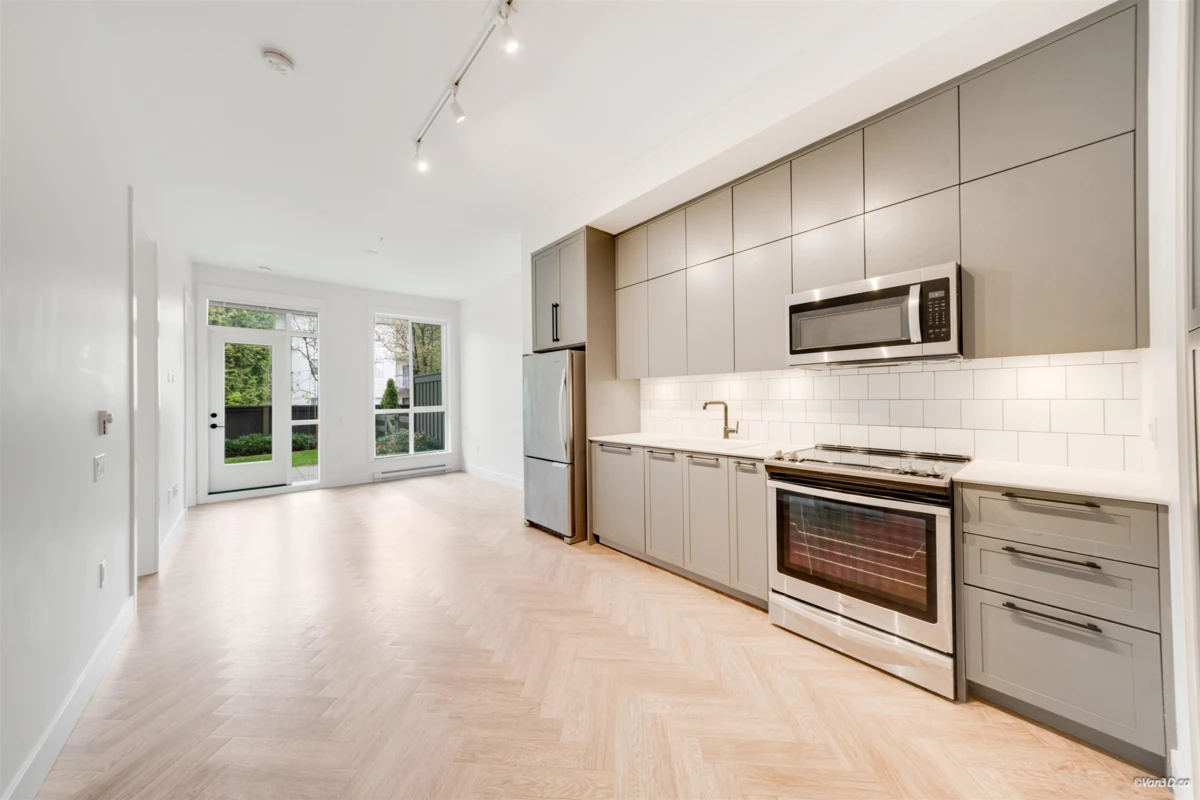 Dining Area Photo of 114 10168 149 Street, Surrey, BC