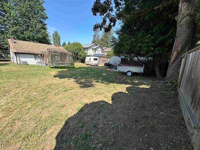 Family Room Photo of 12044 Laity Street, Maple Ridge, BC