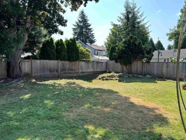 Primary Bedroom Photo of 12044 Laity Street, Maple Ridge, BC