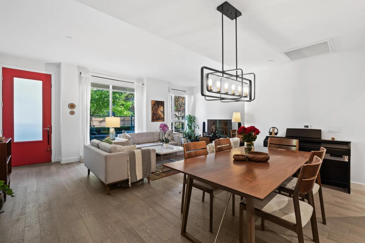 Dining Area Photo of 103 1055 Ridgewood Drive, North Vancouver, BC