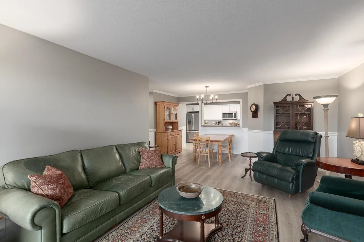 Family Room Photo of 104 1140 55 Street, Delta, BC