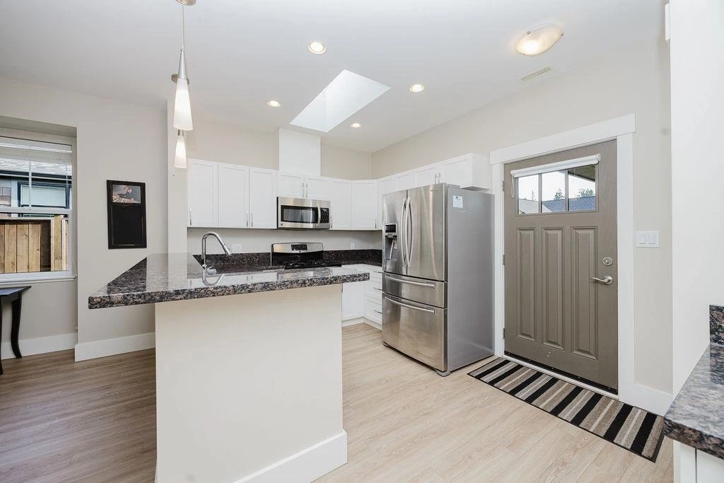 Dining Area Photo of 757 Gerussi Lane, Gibsons, BC