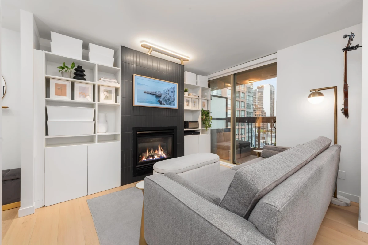 Living Room Photo of 1203 969 Richards Street, Vancouver, BC