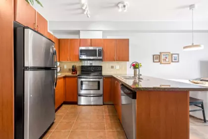 Kitchen Photo of 211 2346 Mcallister Avenue, Port Coquitlam, BC