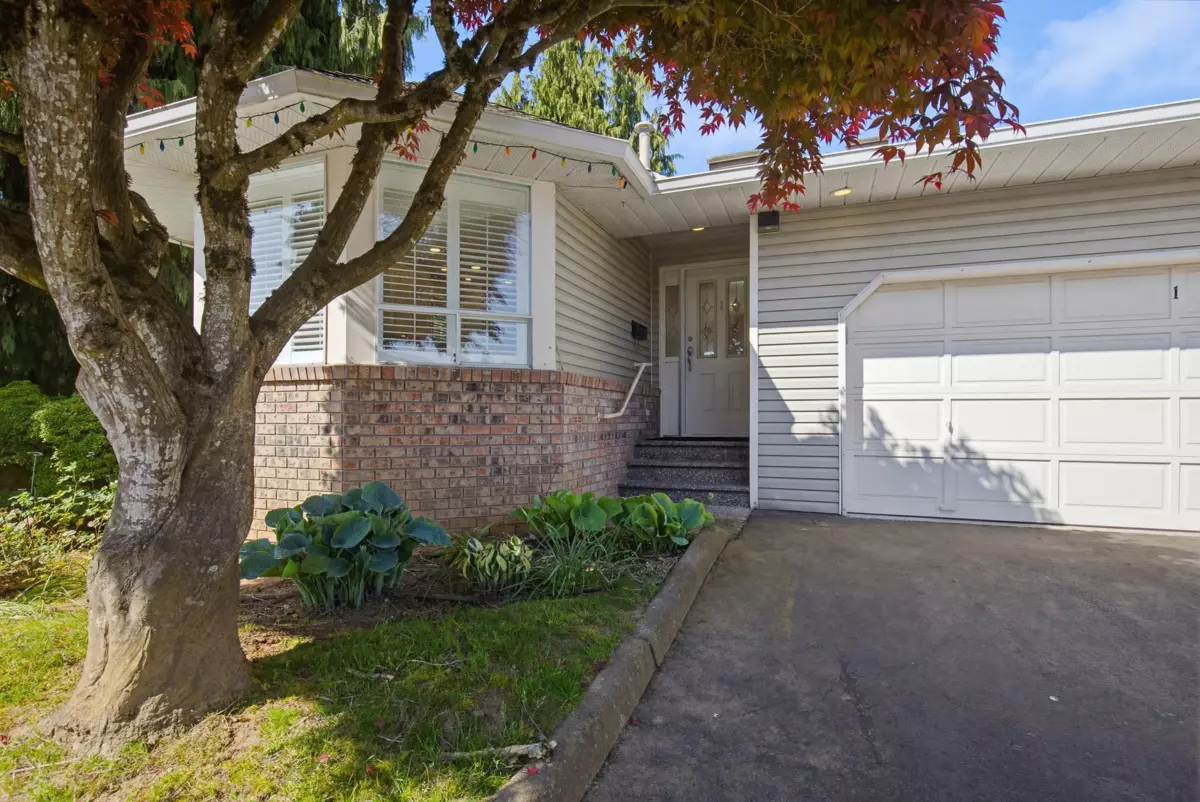 Exterior Rear Photo of 1 32615 Murray Avenue, Abbotsford, BC
