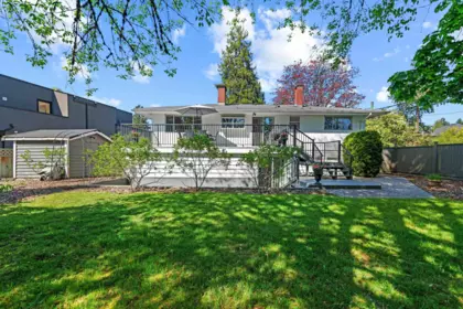 Front Yard Photo of 689 Poplar Street, Coquitlam, BC