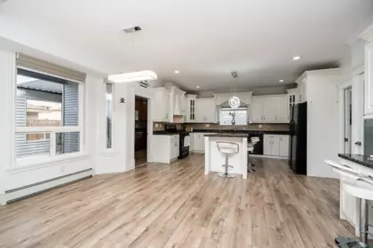 Kitchen Photo of 12761 60a Avenue, Surrey, BC