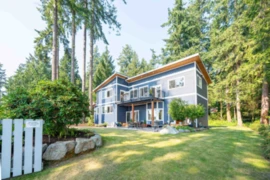 1590 Ocean Beach Esplanade, Gibsons, BC