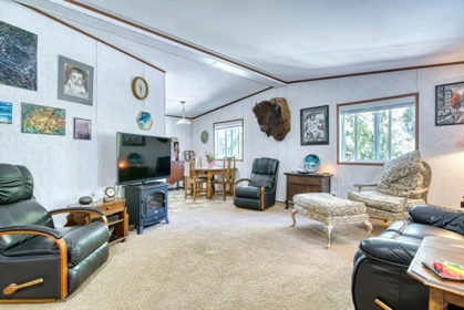 Breakfast Nook Photo of 5200 Wesjac Road, Pender Harbour, BC