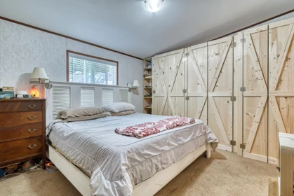 Walk-In Closet Photo of 5200 Wesjac Road, Pender Harbour, BC
