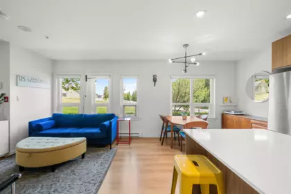 Breakfast Nook Photo of TH4 125 Columbia Street, New Westminster, BC