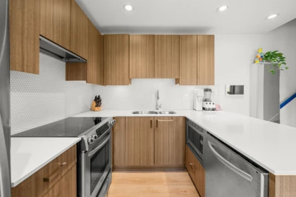 Kitchen Island Photo of TH4 125 Columbia Street, New Westminster, BC