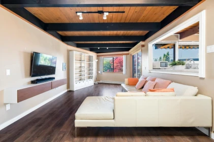 Breakfast Nook Photo of 241 W Balmoral Road, North Vancouver, BC