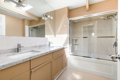 Mudroom Photo of 241 W Balmoral Road, North Vancouver, BC