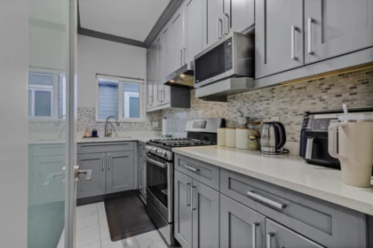 Powder Room Photo of 8175 10th Avenue, Burnaby, BC