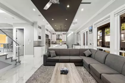 Basement Recreation Room Photo of 5910 182 Street, Surrey, BC